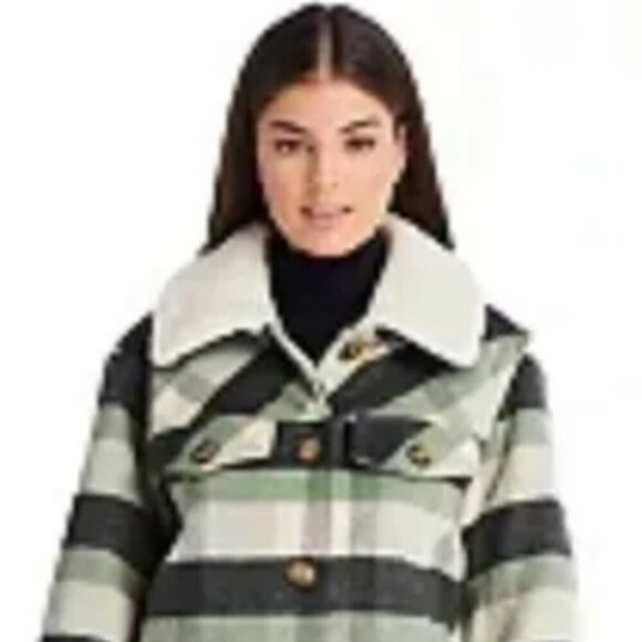 Koolaburra by Ugg Green‎ Plaid Coat Shacket Sherpa Collar size Small - Picture 2 of 10